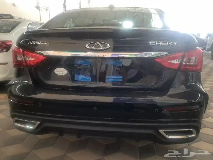 شيري اريزو 5 2025 4