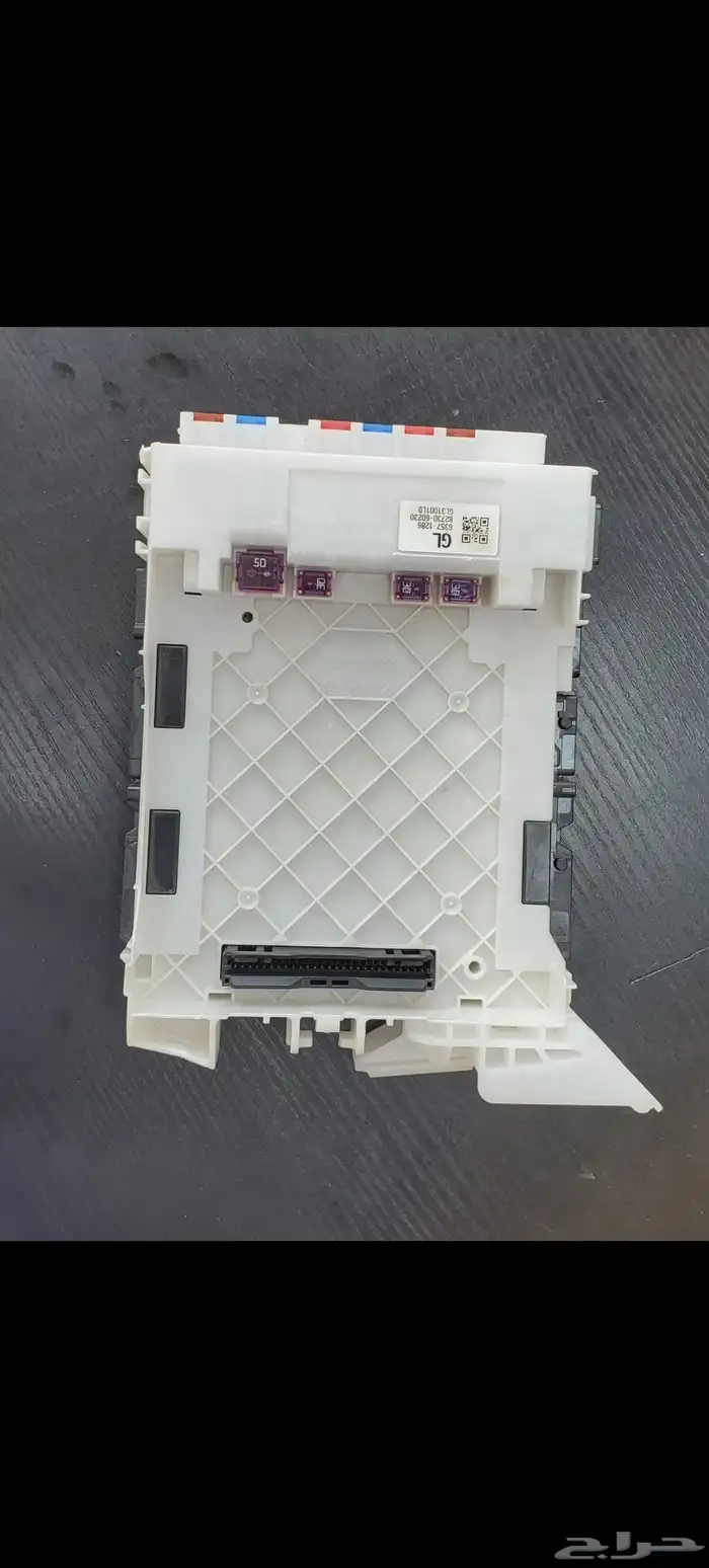 علبة فيوووز لكزس LX 600 موديل 2021 اليين 2023 0