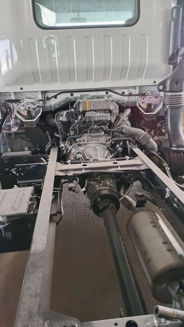 ايسوزو دينا 5 طن طويل 2025 3