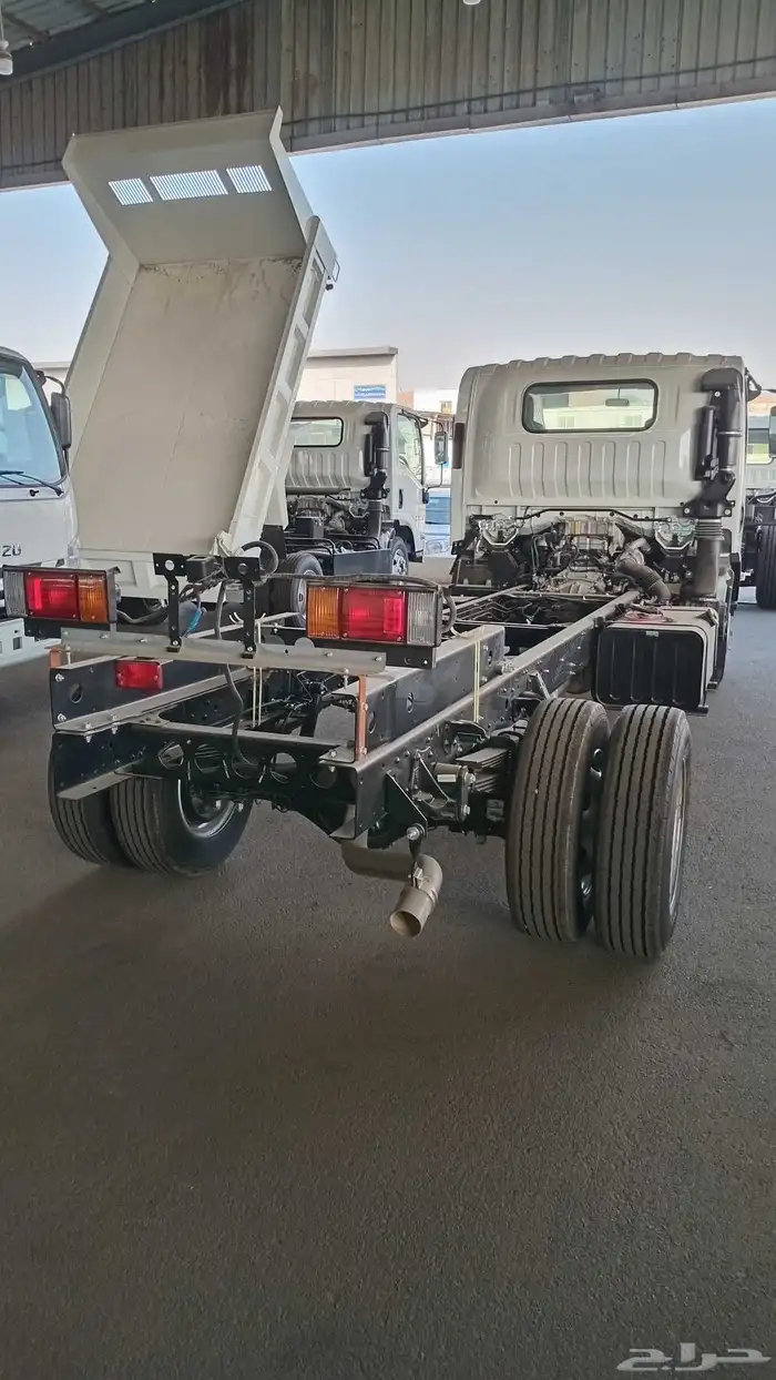 ايسوزو دينا 5 طن طويل 2025 2