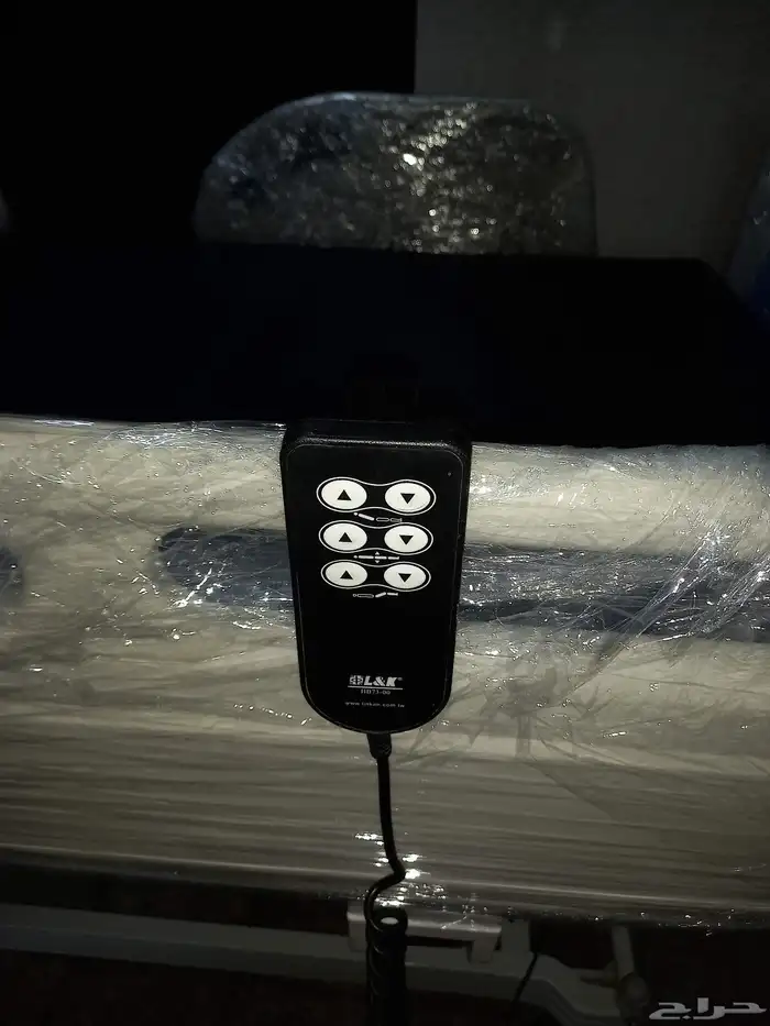 سرير طبي كهربائي عرض متر 2