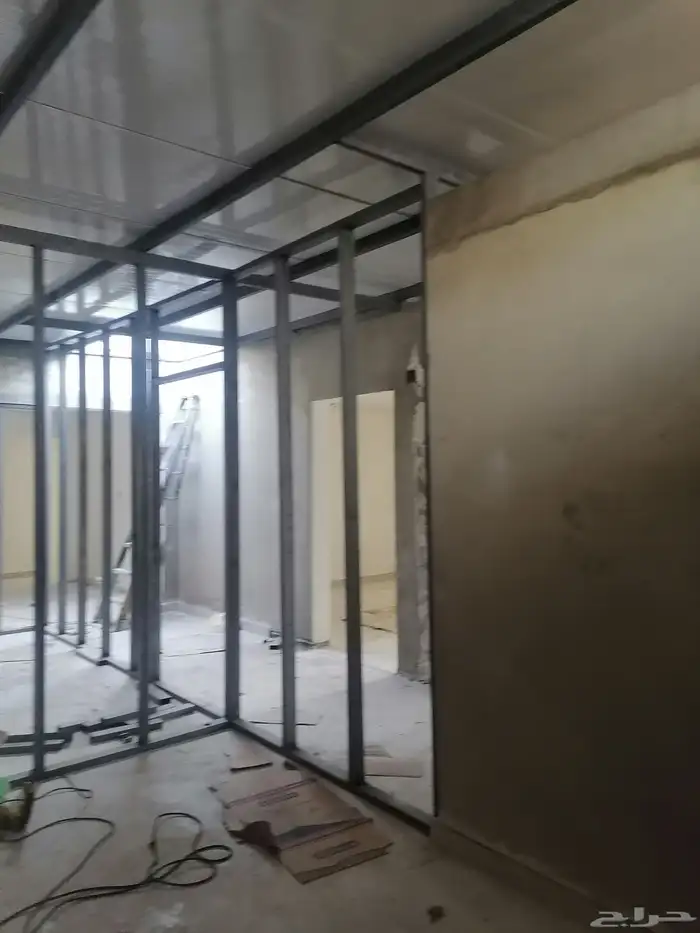 مظلات سيارات ساندويش بانل بناء ملاحق 11