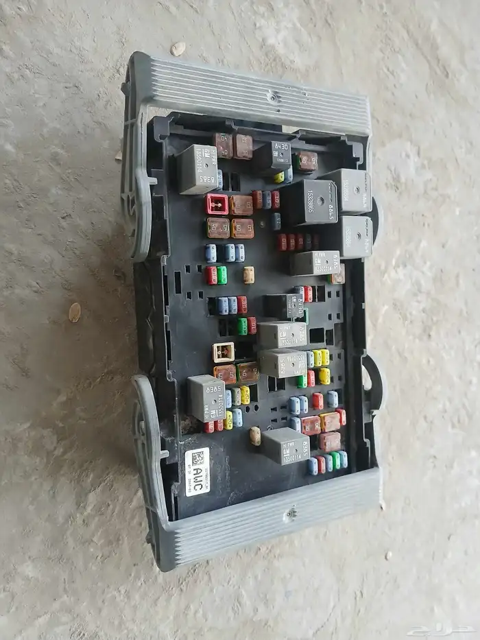 جي ام سي يوكن 2014 علبه فيزات AWC 1