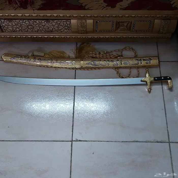 سيف عرضه سيف منقوش 5