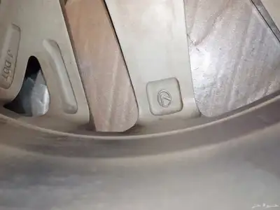 جنوط لكزس es350 اصليه وكاله 1