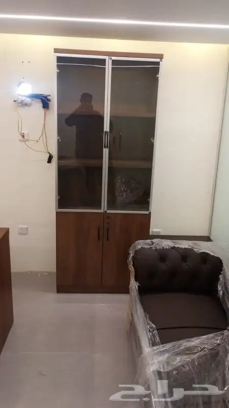 جديد مكاتب موظفين كراسي دولاب ملفات طاولة اجتماعت طقم كنب 12