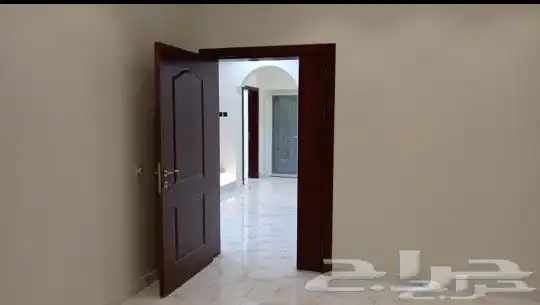للبيع شقه دبلكس ارضيه في الدمام حي بدر 91 د 1