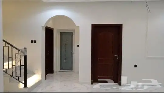 للبيع شقه دبلكس ارضيه في الدمام حي بدر 91 د 4