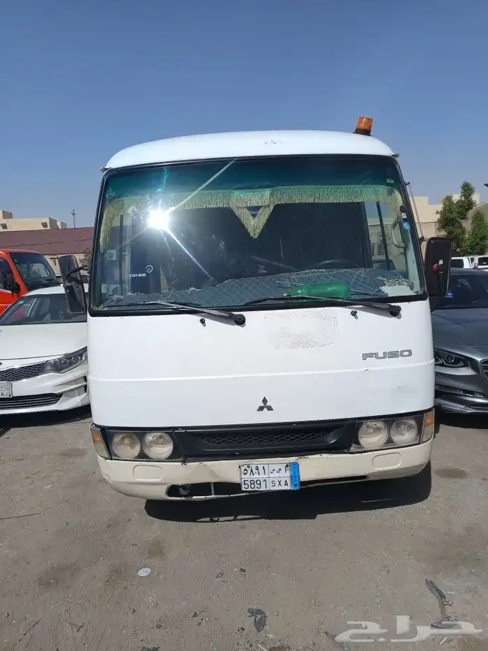 باص للإيحار داخل الرياض مع السائق لنقل عمال أو موظفين 1