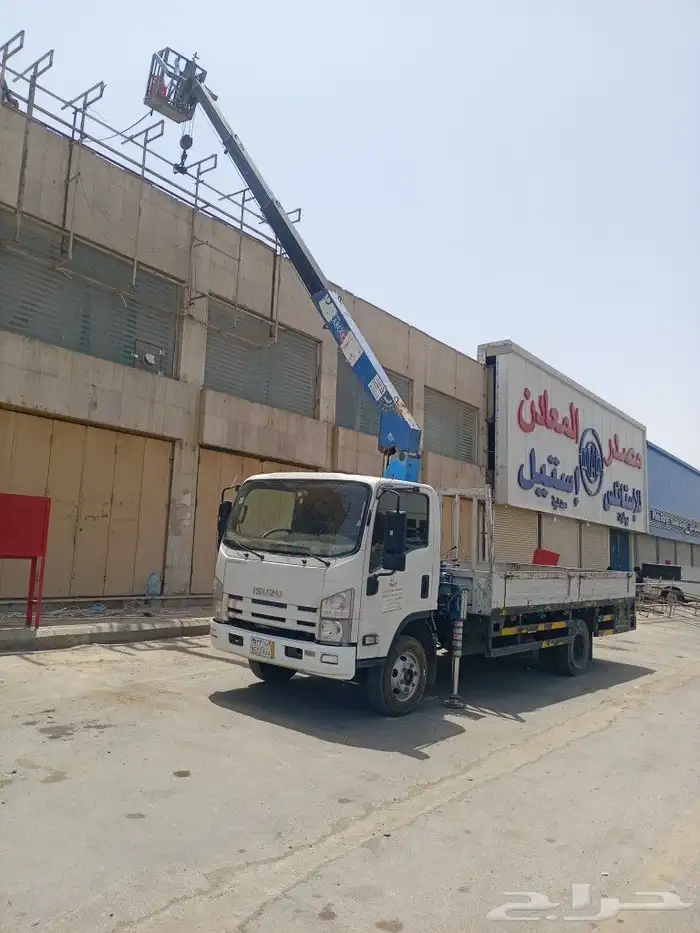 معدات للايجار اليومي وشهري مشاوير على انحا المملكة 0