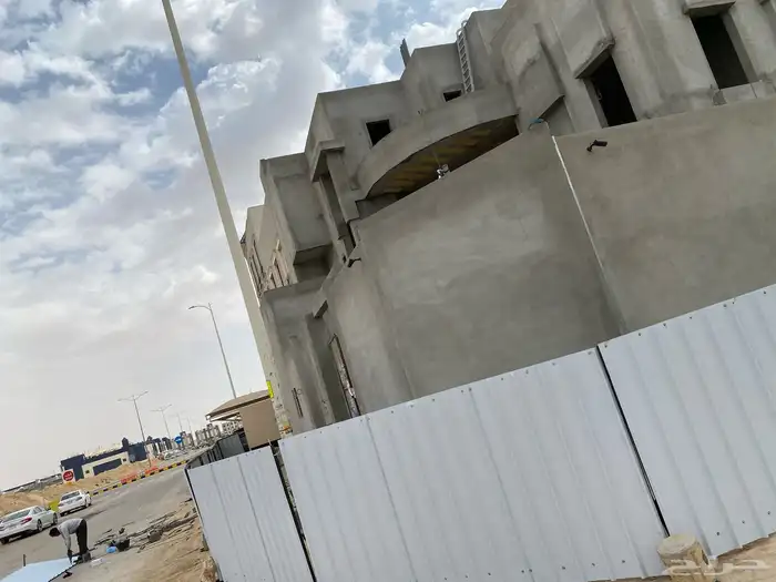 فلة زاوية قصر مصغر بالقيروان حوالي 500م يفتح السوم من5 مليون 2