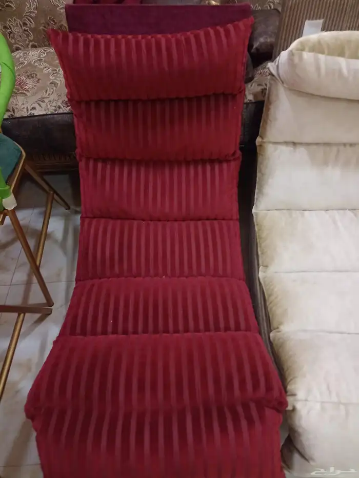 كراسي منحنية 0