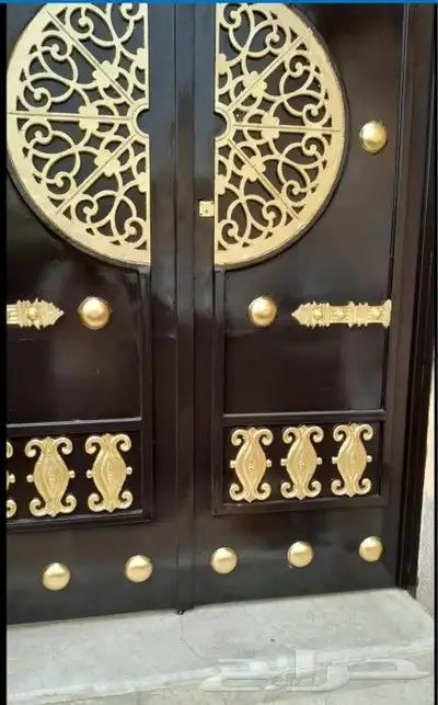 صبغ ابواب حديد و خشب .دهان بيبان في الموقع رش بويا 6