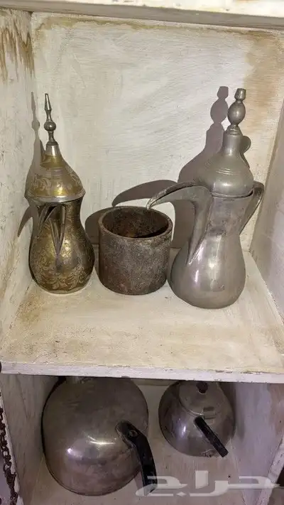 تراثيات للبيع بالكامل 24