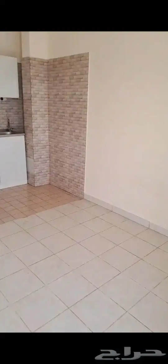 ستوديو للإيجار 1