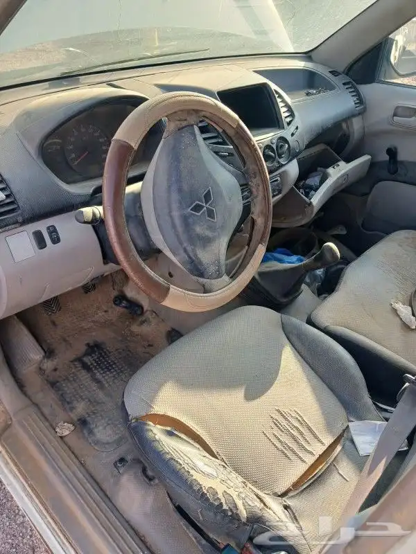 للبيع تشليح سيارات ميتسوبيشي L200 وجلنت وجيب 7