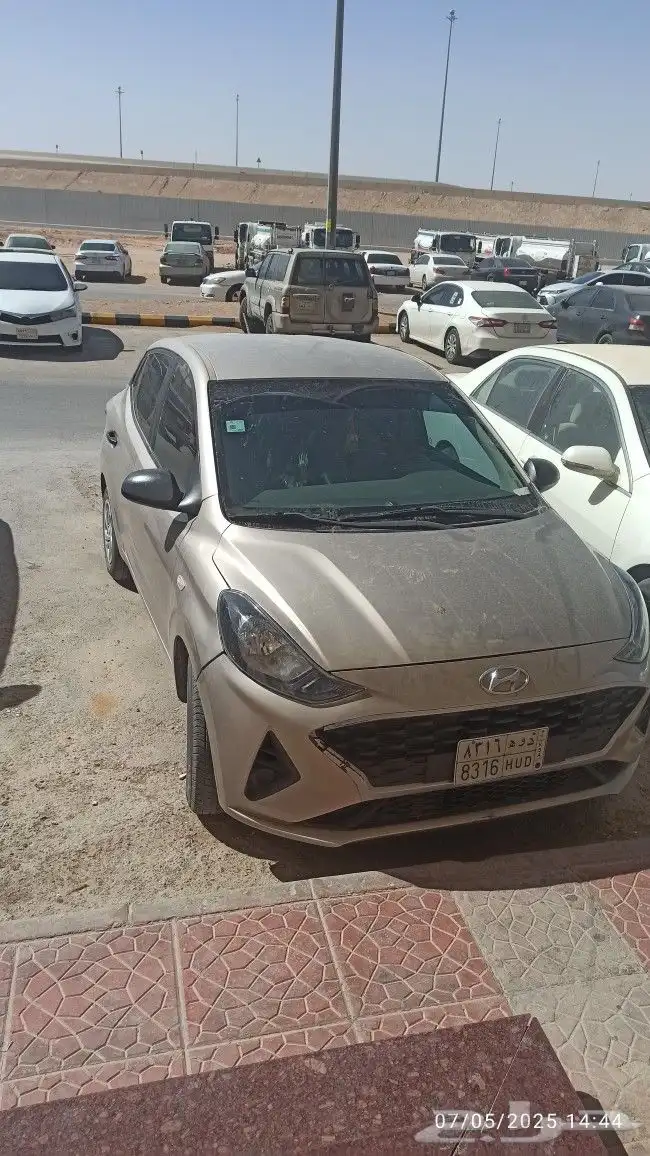 سياره i10 موديل 2022 ممشى 135الف السعر 27000 الف 5