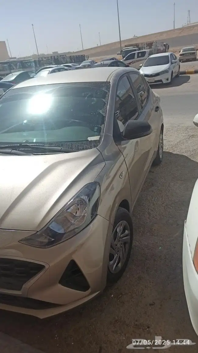 سياره i10 موديل 2022 ممشى 135الف السعر 27000 الف 4