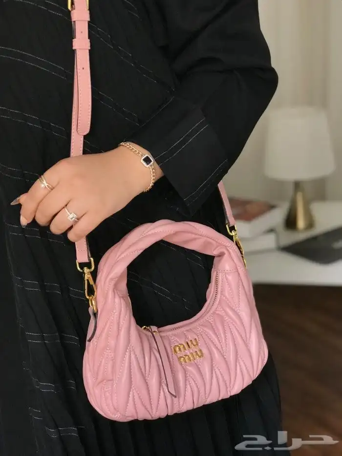 عروض شنط ماركات الشهيرة -miu-miu 6