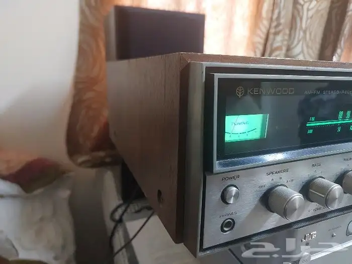 امبليفاير مع راديو ماركه كينوود تراثي قديم 3