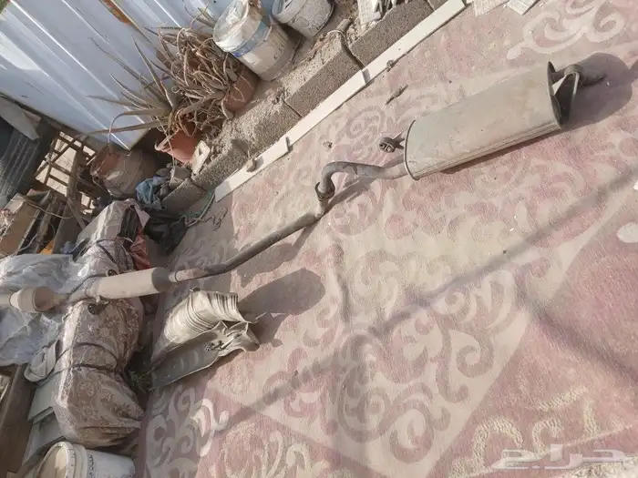 قطع غيار تشليح كورولا موديل 2005 27