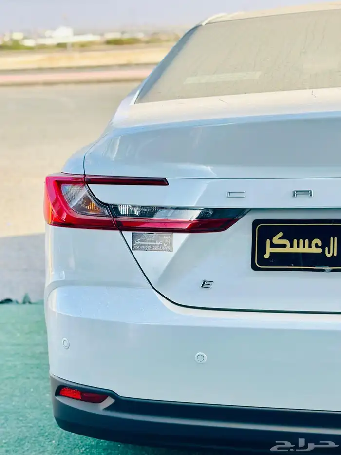 كامري ستاندر بنزين 2025 ابيض 3