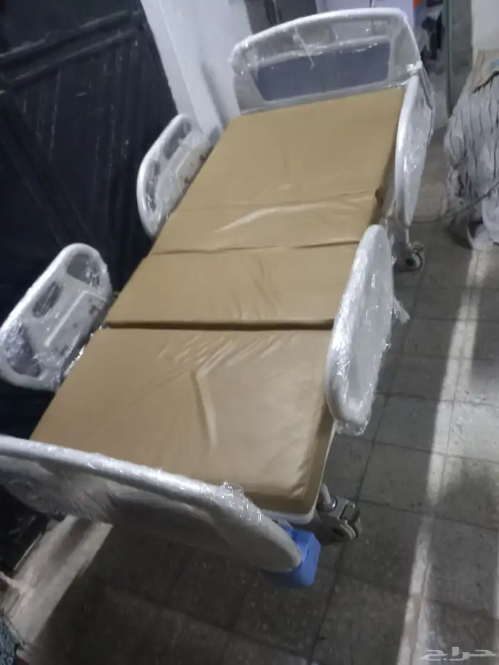 سرير طبي عشر حركات نظيف جدا 1
