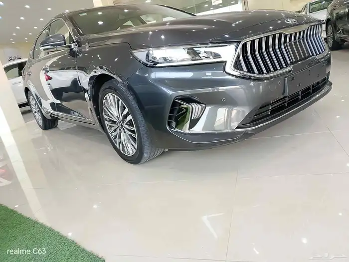 كيا2021K7بنزين 6سلندر وارد كوريا ممشي 135000 2