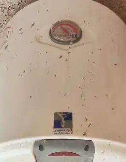 مغسلتين و سخانة للبيع 1
