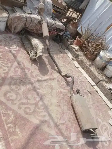 قطع غيار تشليح كورولا موديل 2005 13