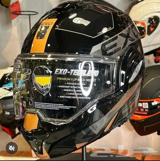 خوذة سكوربيون 3