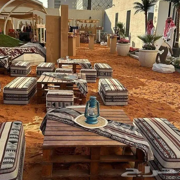 تأجير جميع انواع الطاولات الكراسي 2