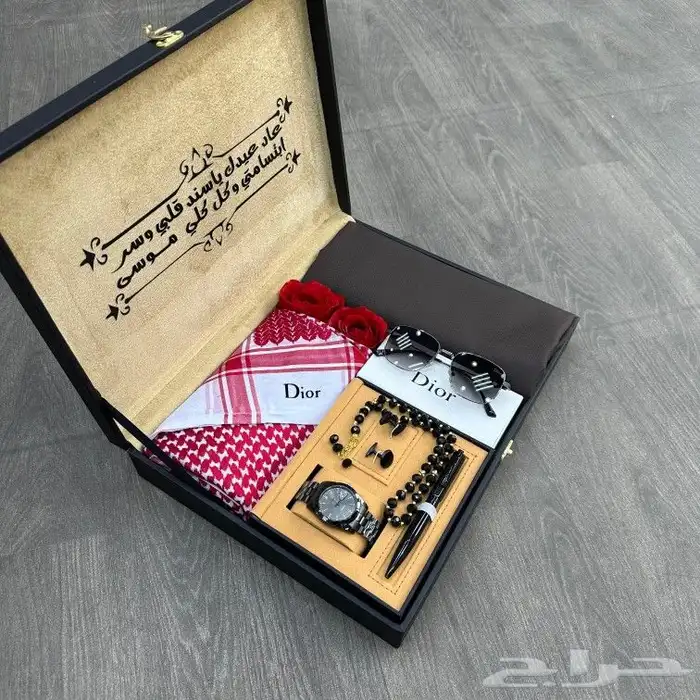 بوكس رجالي ماركة ديور شامل التوصيل والشحن 2