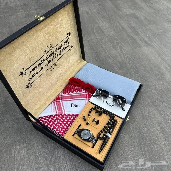 بوكس رجالي ماركة ديور شامل التوصيل والشحن 0