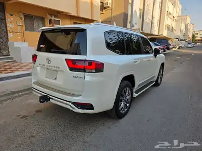 للبيع لاندكروزر فل كامل 2024 L5 5
