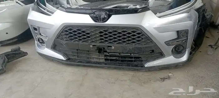 صدام امامي تويوتا رايز لون فضي موديل 2024 0