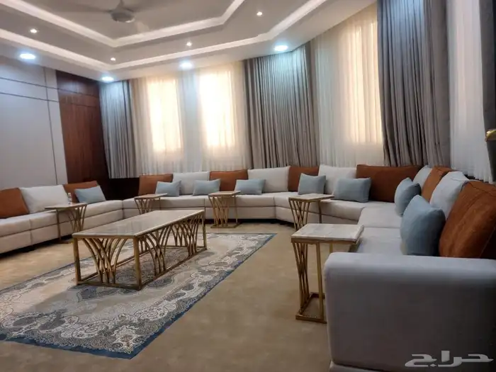 تفصيل وتنجيد جميع انواع الكنب والستائربسعر المصنع 3