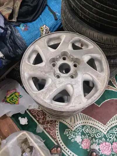 البيع جنوط كامري 2000 الموقع القطيف البستان 0