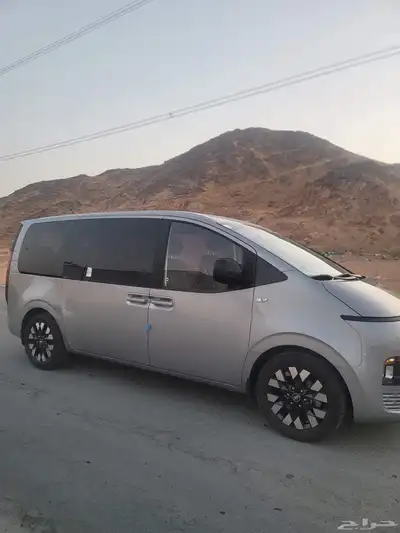 ستاريا ديزل موديل 2022 نظيفة 5