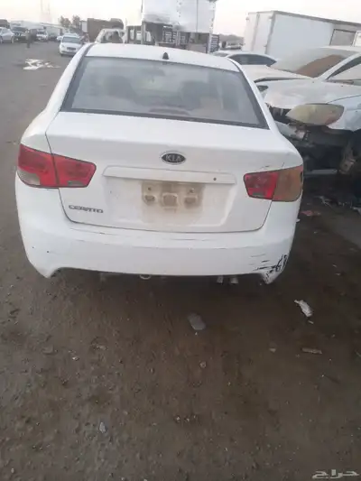 كيا سيراتو بيع قطع غيار تشليح فقط بمنطقه الحمدانيه في جده 1