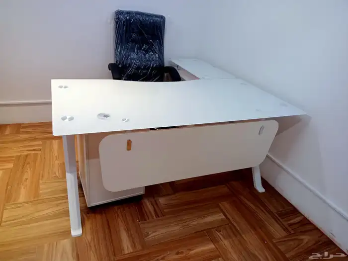 office furniture م اتب  راسي بارتيشن وركستيشن دواليب 4