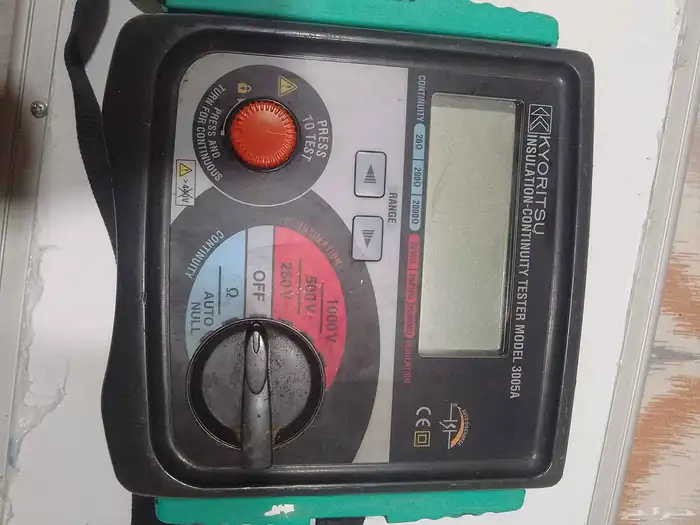 fluke 1507 INSULATION TESTER 6