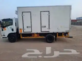 دينا ايسوزو تبريد 2013 للايجار مع السائق بالشهر أو باليوم 0