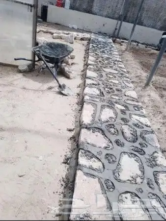 بوكلين لبناء الجدارات الثمايل الحجر 1