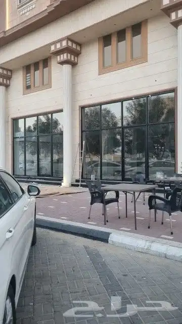 تفصيل وتركيب واجهات محلات المنيوم زجاج سكريت 0