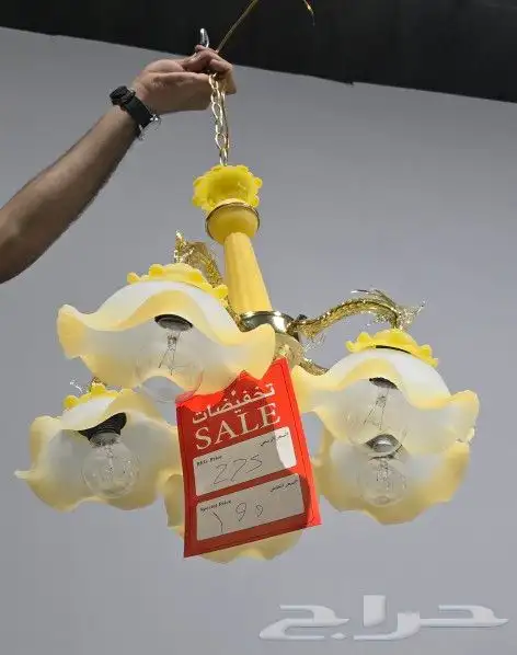 نجف أو ثريا نظيفه جدا 12 حبات على السوم 0