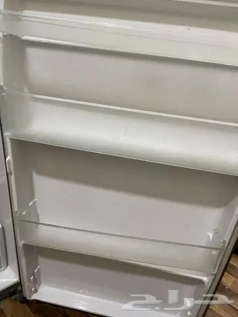 ثلاجه نظيفه برده مره وثلاجه فيش ثلاثي ماطور زين ممتاز 4