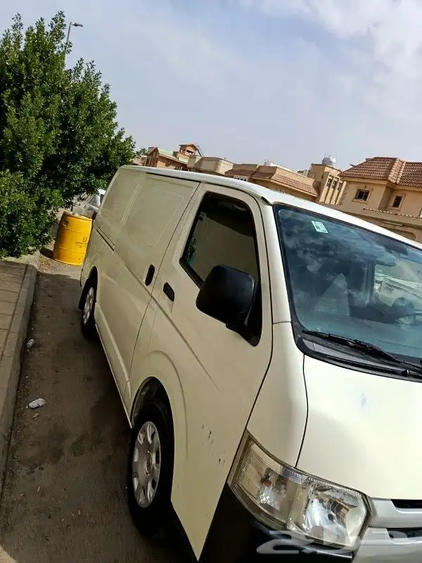 باص تويوتا 2017 2