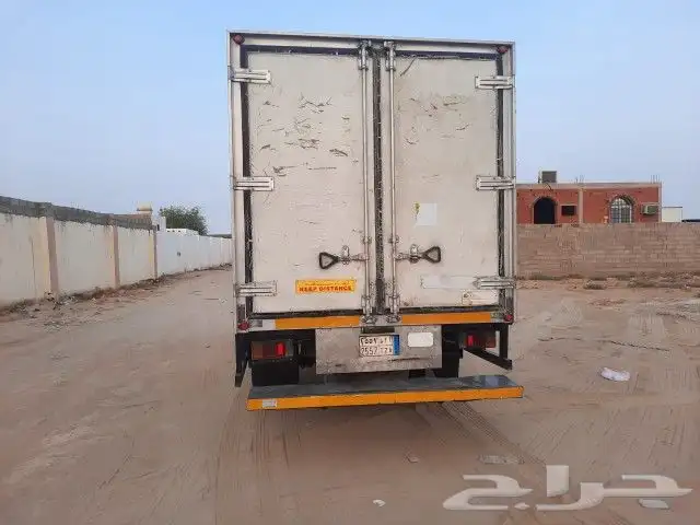 دينا ايسوزو تبريد 2013 للايجار مع السائق بالشهر أو باليوم 2