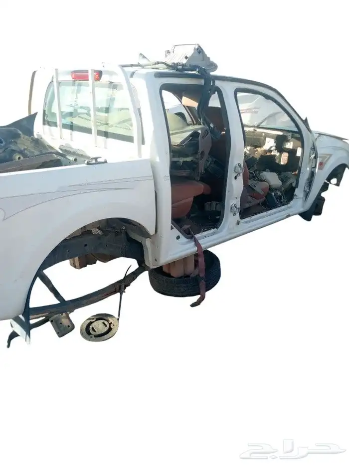 رفارف اماميه وكبوت لونجل جريت وول موديل 2013 للبيع 2